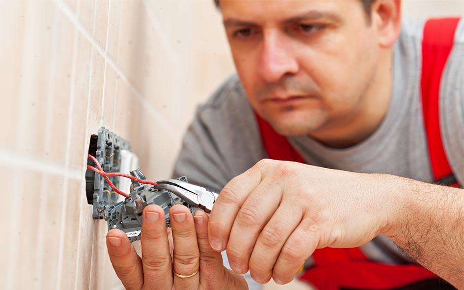 électricien installateur Paris 2